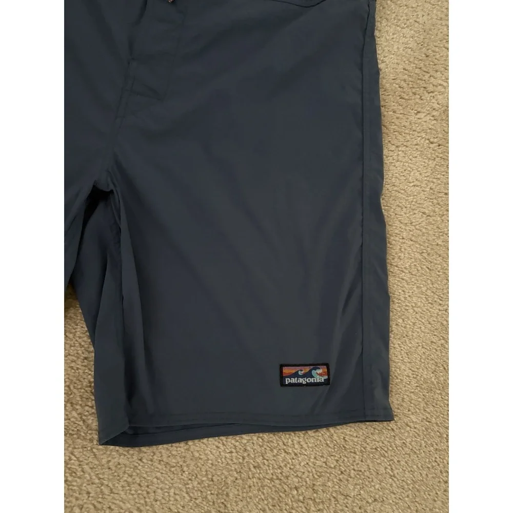 Patagonia Men's Stretch Wavefarer Boardshorts Stone Blue | Mens Size 40 Resort